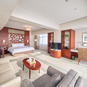 Deluxe Zimmer mit Kingsize-Bett